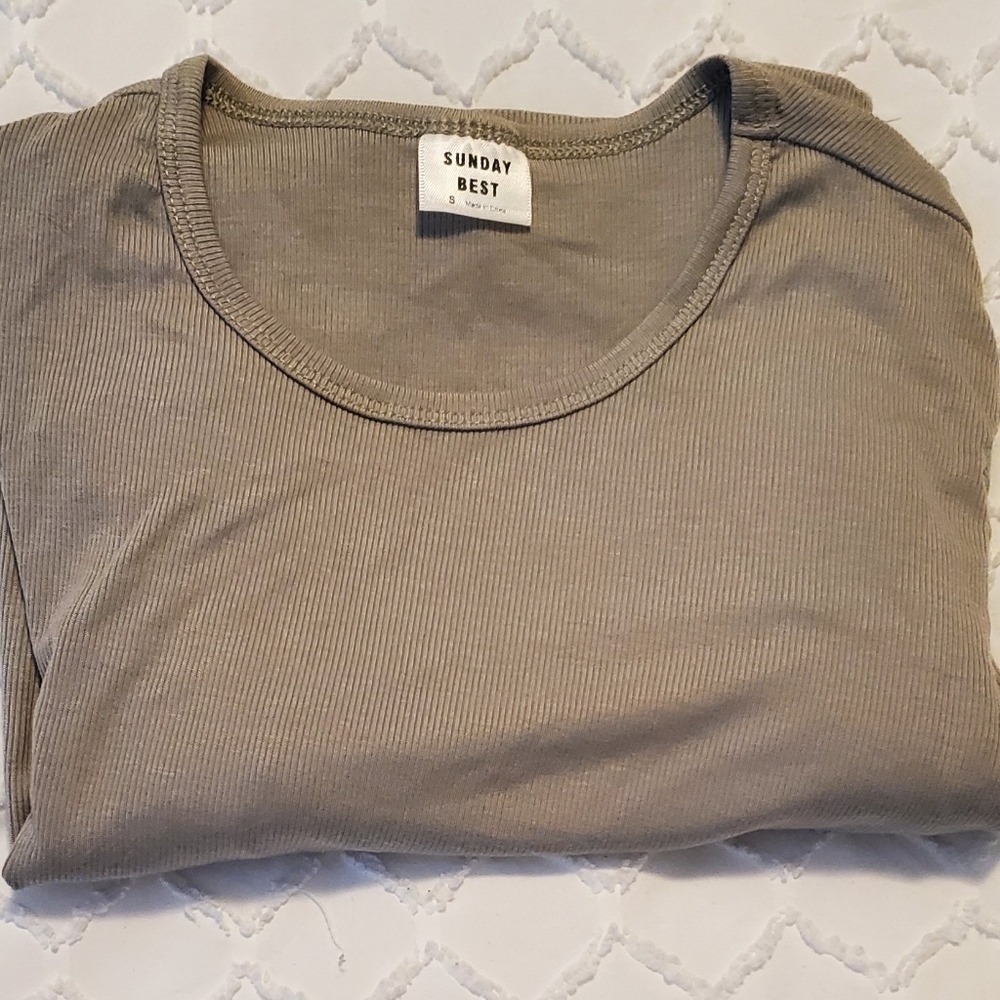 Aritzia Sunday Best Sage Long Sleeve Crop Top Taupe Beige Fitted Crew Neck Size - Picture 3 of 3